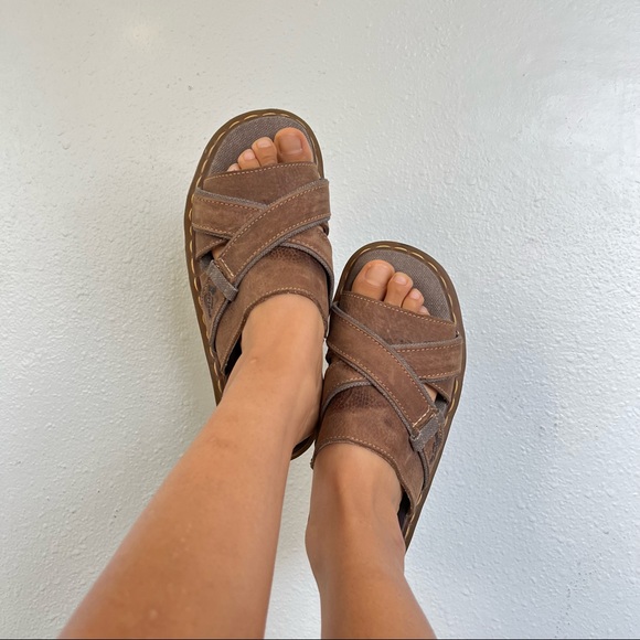 Dr. Martens Mens Sandals - Picture 1 of 9